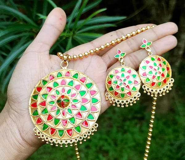 Assamese_Traditional_Red_Green_Japi_Jewellery_Set_For_Women